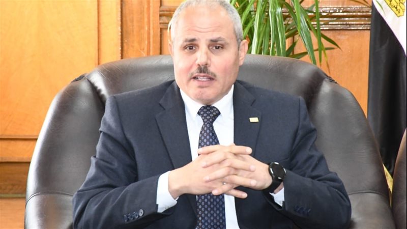 الدكتور ناصر مندور