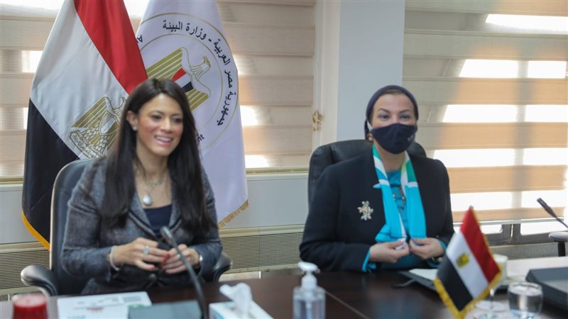وزيرتا البيئة والتعاون