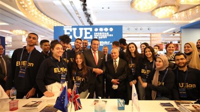 وزير التعليم العالي يتفقد معرض إيديوجيت 2022