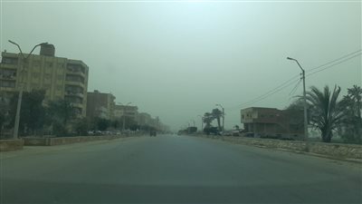 الجو قلب فجأة.. نشاط للرياح المثيرة للرمال والأتربة على بني سويف|فيديو