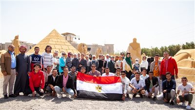السياحة والآثار تنظم زيارات للمشاركين في البرنامج الرئاسي 