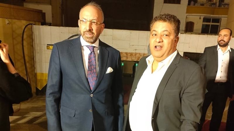 الدكتور حسام المندوه