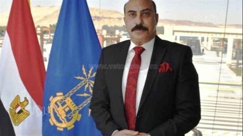 محافظ أسوان اللواء