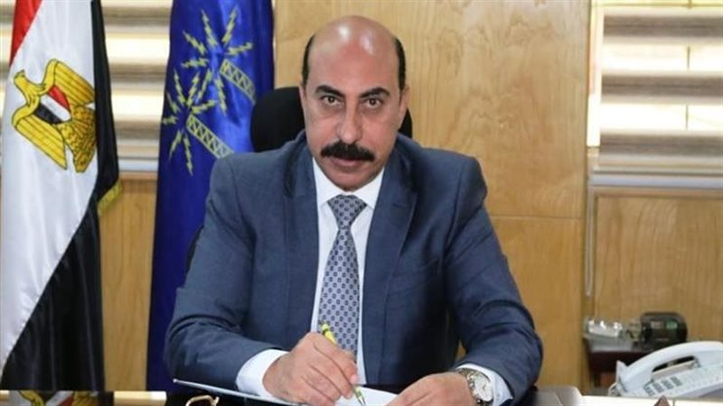 محافظ أسوان اللواء