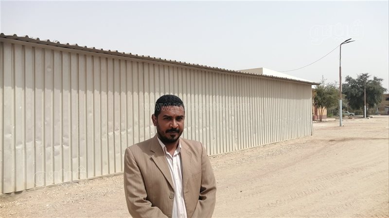 مدير مزرعة الدواجن