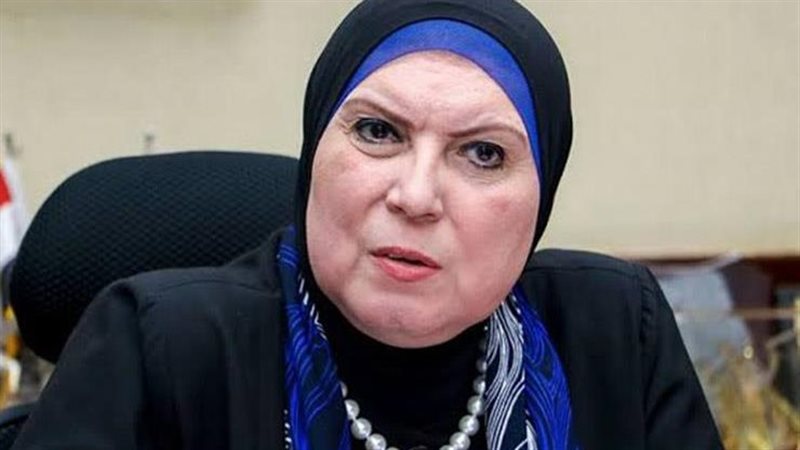 نيفين جامع