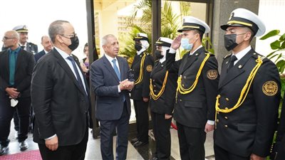افتتاح المؤتمر الدولي للنقل البحري واللوجستيات 