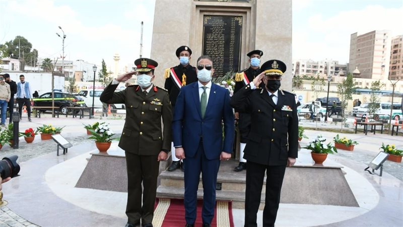 الاحتفالات بالعيد