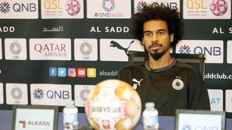 أكرم عفيف لاعب السد