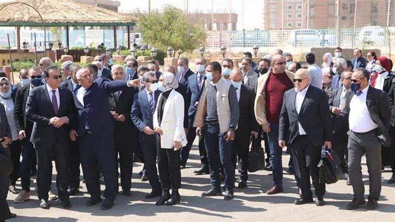 جانب من جولة وزير