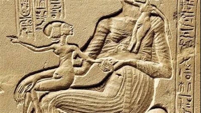 لوحة أثرية تعكس أهمية
