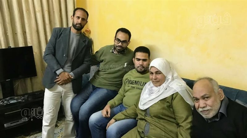 الأم المثالية ولقاء