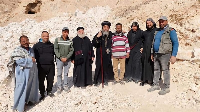 الأنبا ثاوفيلس يزور