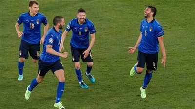 إيطاليا تتقدم على المجر بهدف في الشوط الأول 