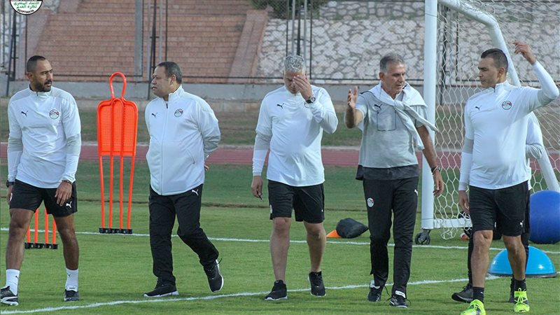 الجهاز الفني لمنتخب