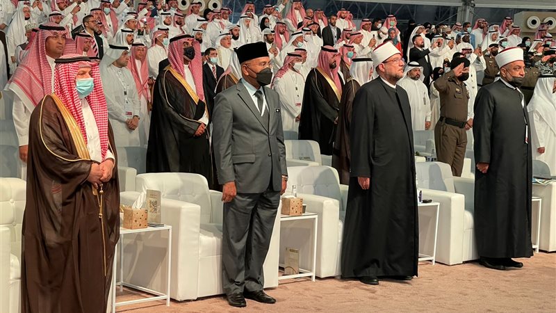 وزير الأوقاف يشارك