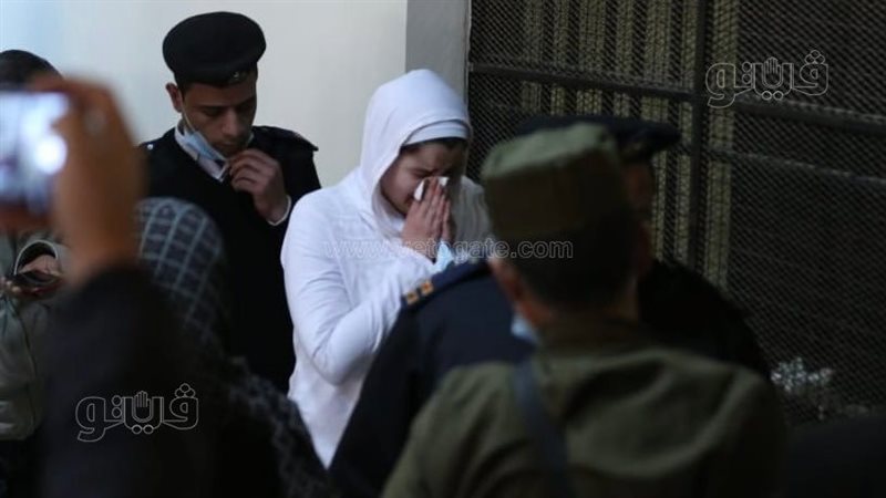 حنين حسام 