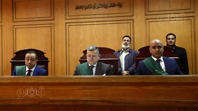 تأجيل محاكمة رئيس حي مصر القديمة بتهمة الرشوة لـ 17 أبريل