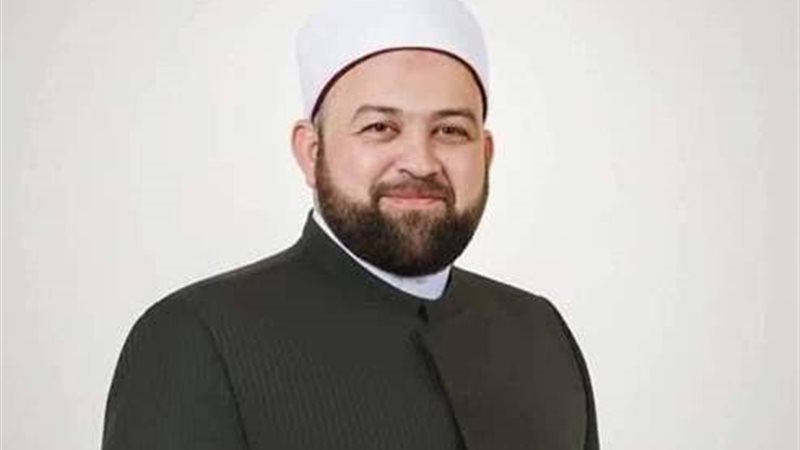 الدكتور يسري عزام
