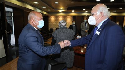 وزير النقل يبحث مع وفد ألماني التعاون في مجال الأنفاق والسكك الحديدية