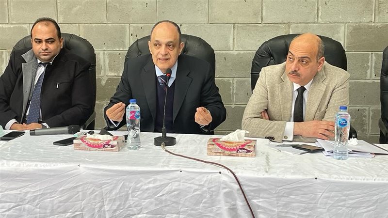 رئيس لجنة المشروعات