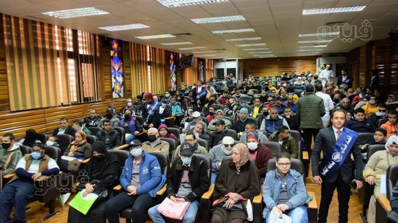 طلاب جامعة القاهرة
