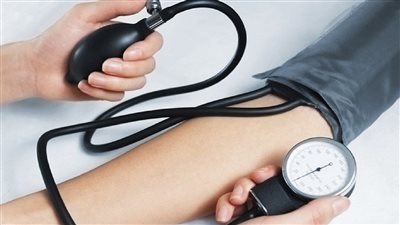 5 طرق للسيطرة على ارتفاع ضغط الدم بدون أدوية