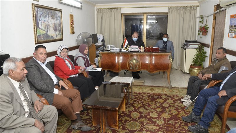 لقاء محافظ أسيوط