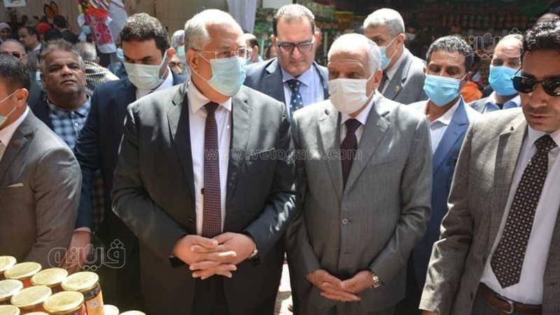 وزير الزراعة ومحافظ