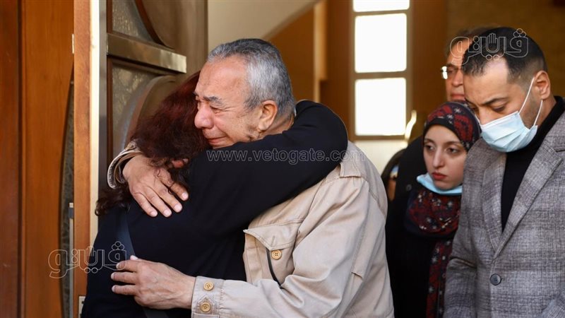 عزاء عهدي صادق