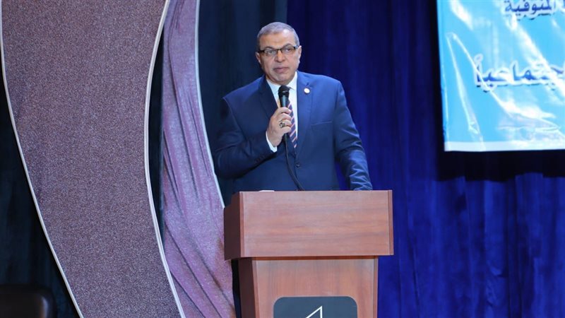 وزير القوى العاملة