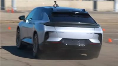 بقوة فوق الألف حصان.. شاهد مهارات فيراري FF91 فاراداي الكهربائية المستقبلية