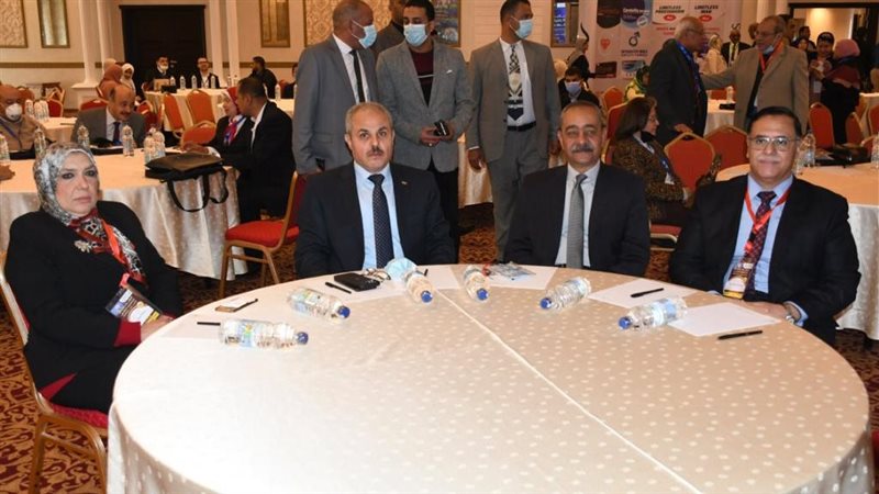 جانب من المؤتمر 