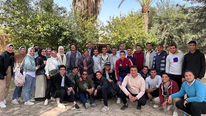 من أحدي زيارات لقرية