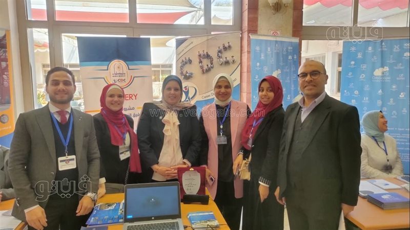 جانب من مشاركة جامعة
