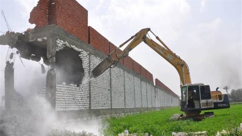 التعدى على الأراضى