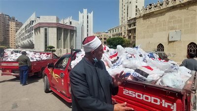توزيع ٥١٤٤ شنطة رمضانية على الأسر الأكثر احتياجا بالإسكندرية