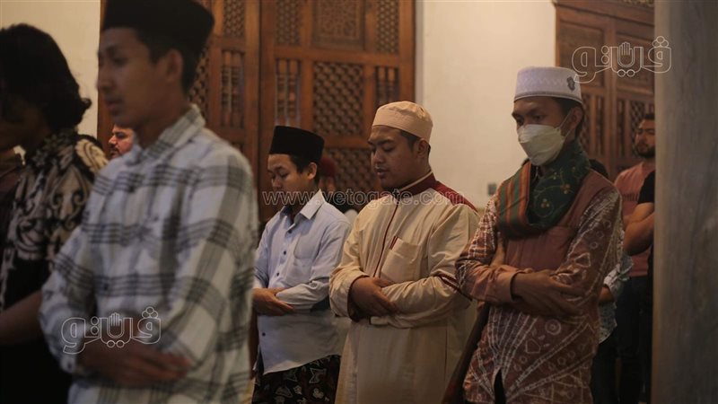 صلاة التراويح بجامع