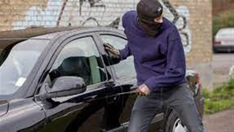 تفسير حلم سرقة السيارة