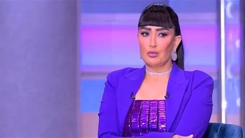 الفنانة غادة عبد