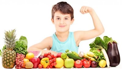 أستاذ بالقومي للبحوث يكشف أسس التغذية الصحية للأطفال