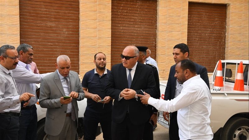 محافظ قنا 