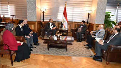 وزير الشباب والرياضة يبحث التعاون المشترك مع رئيس معهد التخطيط القومي