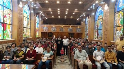 إيبارشية جرجا تختتم دورة المقبلين على الزواج