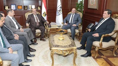 محافظ بني سويف يستقبل وفدًا من وزارة العدل لأفتتاح مكتبي شهر عقاري