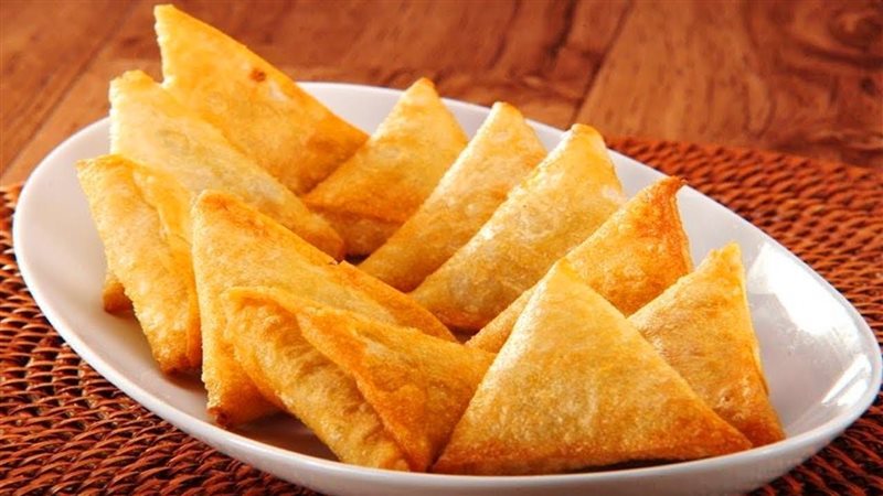 السمبوسة بالجبنة