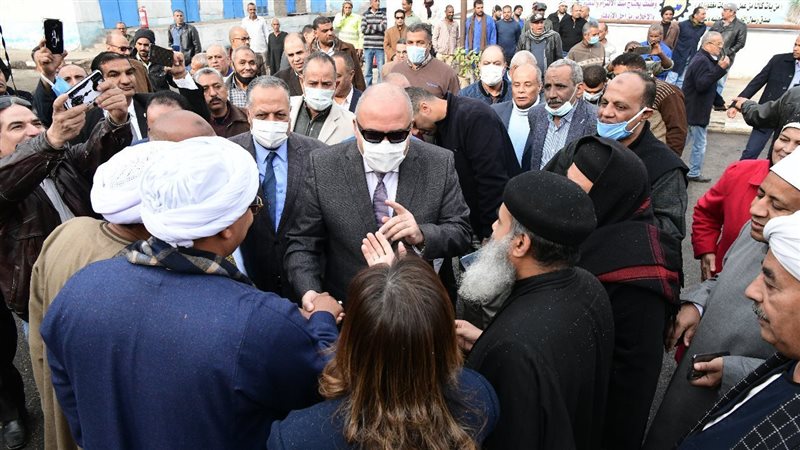 محافظ قنا 