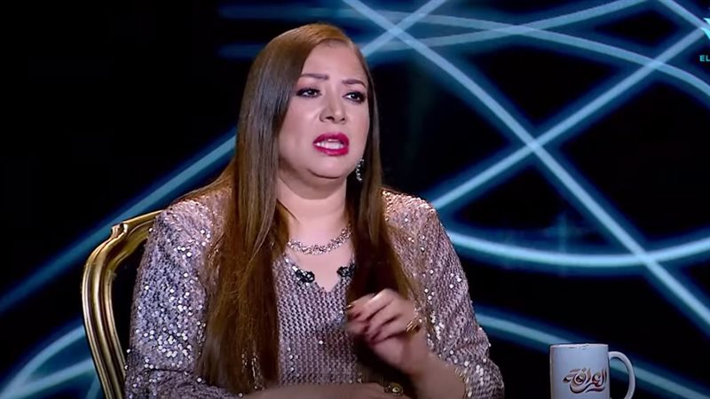 الفنانة انتصار