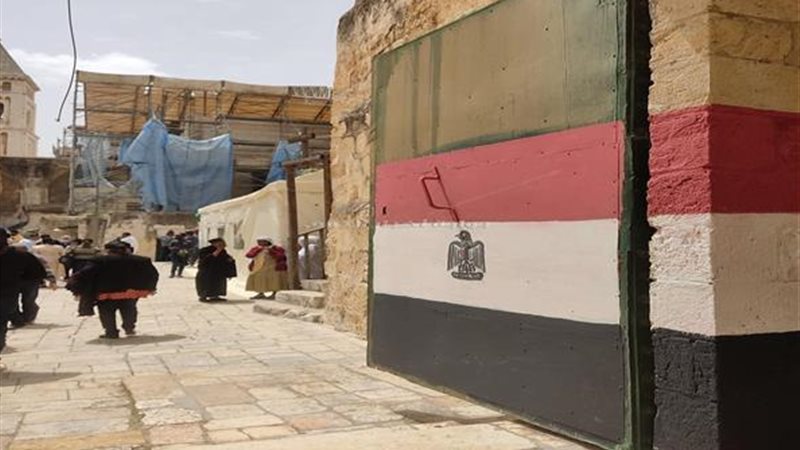 من داخل دير السلطان
