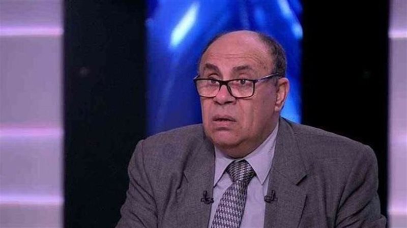 الدكتور مبروك عطية